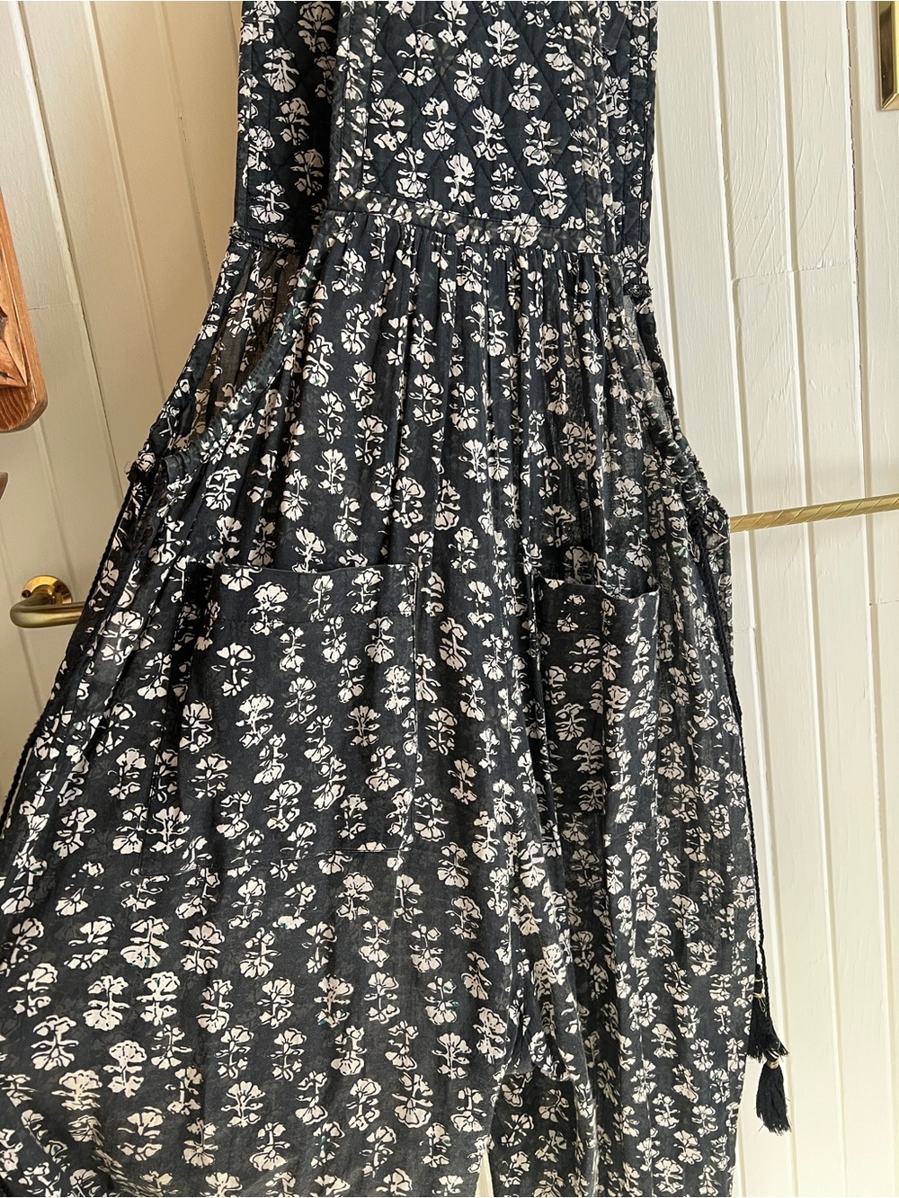 Doen Black Floral Shaanti Block-Print Overalls Jumpsuit | Small - Picture 6 of 15